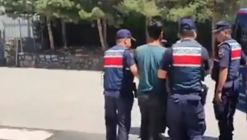 Türkiye Genelinde DAEŞ'e Yönelik Büyük Operasyon: 26 Gözaltı!