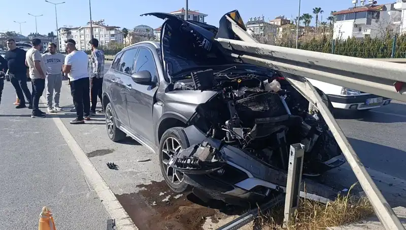 Kontrol Kaybı: Baraj Yolu Üzerinde Hayat Kurtaran Kaza Anları