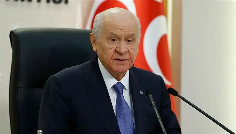 Bahçeli'nin Entübe Edilmesi İddiası: Gerçekler ve Yalanlar