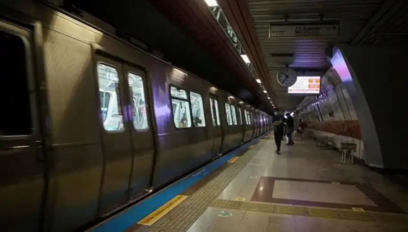 İstanbul'da Metro Istanbul'dan Taksim ve Şişhane İstasyonları Yeniden Hizmete Açıldı