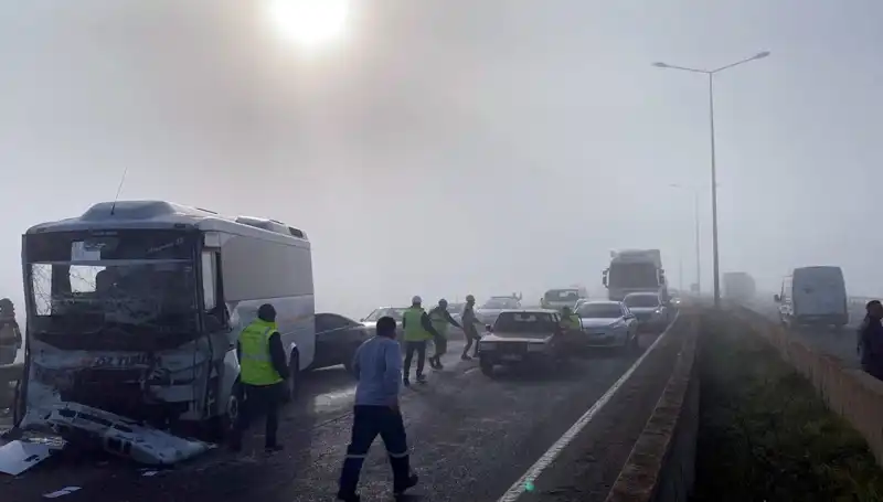 Sis, Trafik Kazasına Davetiye Çıkardı: 7 Kişi Yaralandı