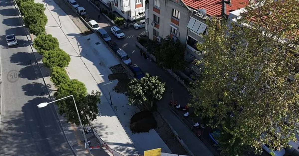 152 Yıllık Tarihi Tren Yoluna Beton! Buca’da Tepki Çeken Uygulama