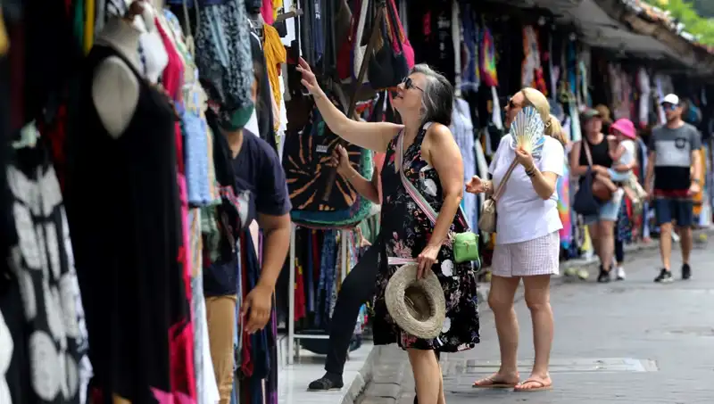 Bali'de Turistlere Kıyafet Yasağı: Uymayanlara Ciddi Ceza Verilecek!