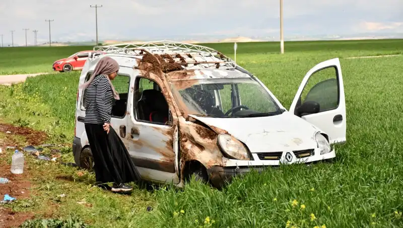 İki Otomobil Çarpıştı: 10 Yaralı, 6’sı Çocuk! Olay Yeri Detayları Burada