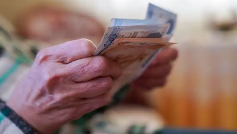 Emekli Bayram İkramiyesi Tarihleri Açıklandı: Ne Zaman Hesaplarda?