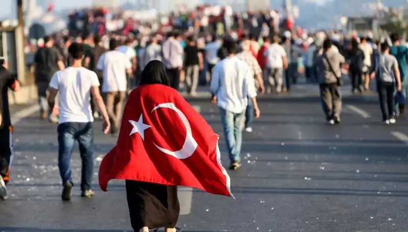 Türk Kabinesi'nden 15 Temmuz'un Anlamı ve Önemi Üzerine Çarpıcı Açıklamalar