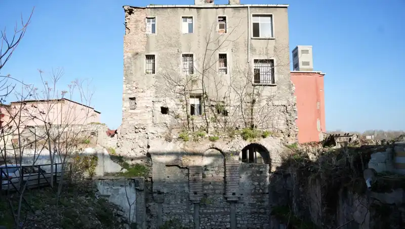 İstanbul'da 1600 Yıllık Tarihi Bina: Dört Dönemin Tanığı