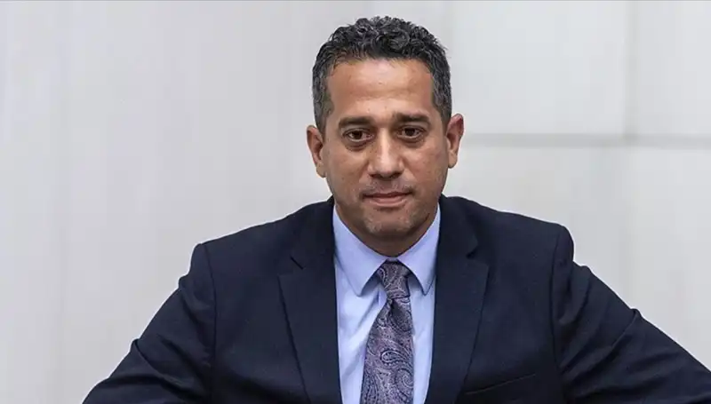 Ali Mahir Başarır: CHP'li Milletvekilinin Hayatı ve Siyasi Yolculuğu