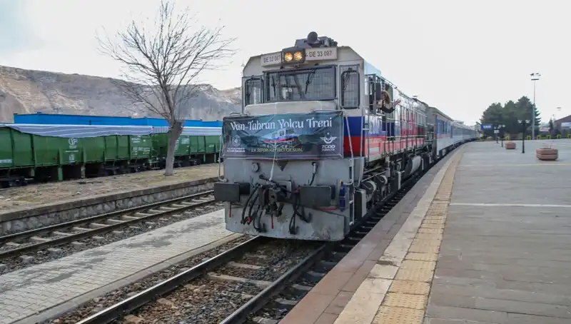 Van-Tahran Tren Seferleriyle Yeni Bir Dönem Başladı